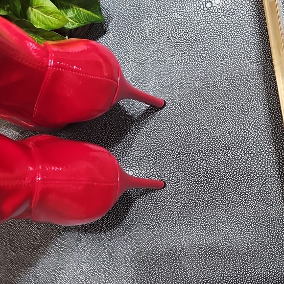 NWOT INC International Concepts Vibrant Red Over the Knee Boots - Picture 3 of 9